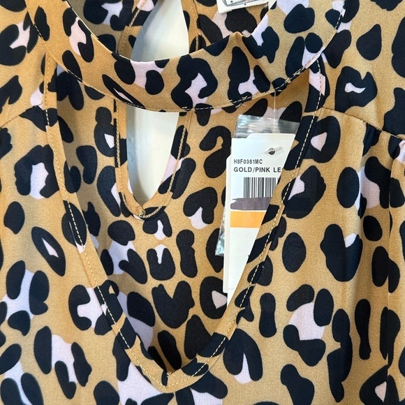 NWT Women’s leopard print boho, bell sleeve blouse by Hippie Rose Sz. S - Picture 2 of 16